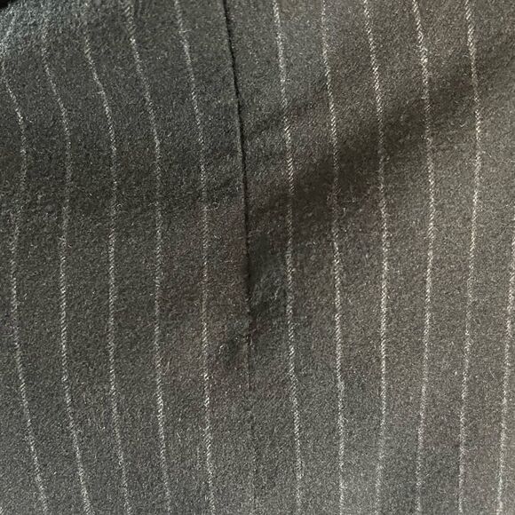 Joie Iveta Navy Pinstripe Skirt || SZ L - Picture 15 of 16